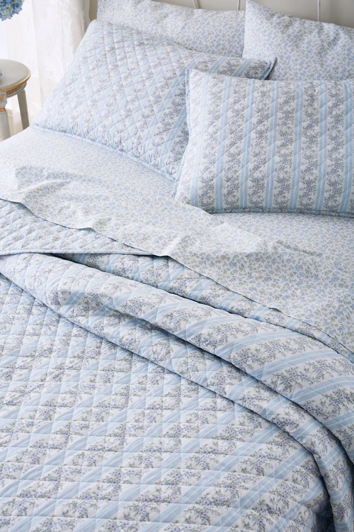 LSF Marigold Wreath Quilt And Sham Set 3 LSF Marigold Wreath Quilt And Sham Set