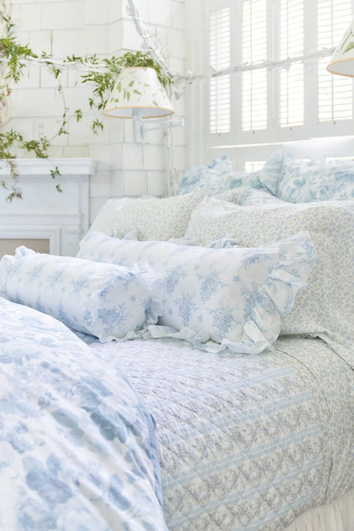 LSF Marigold Wreath Quilt And Sham Set 7 LSF Marigold Wreath Quilt And Sham Set